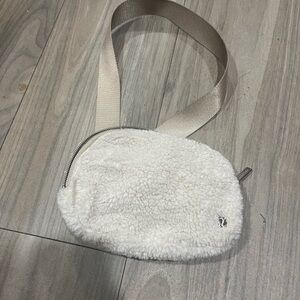 lululemon athletica Cream Sherpa Crossbody Belt Bag